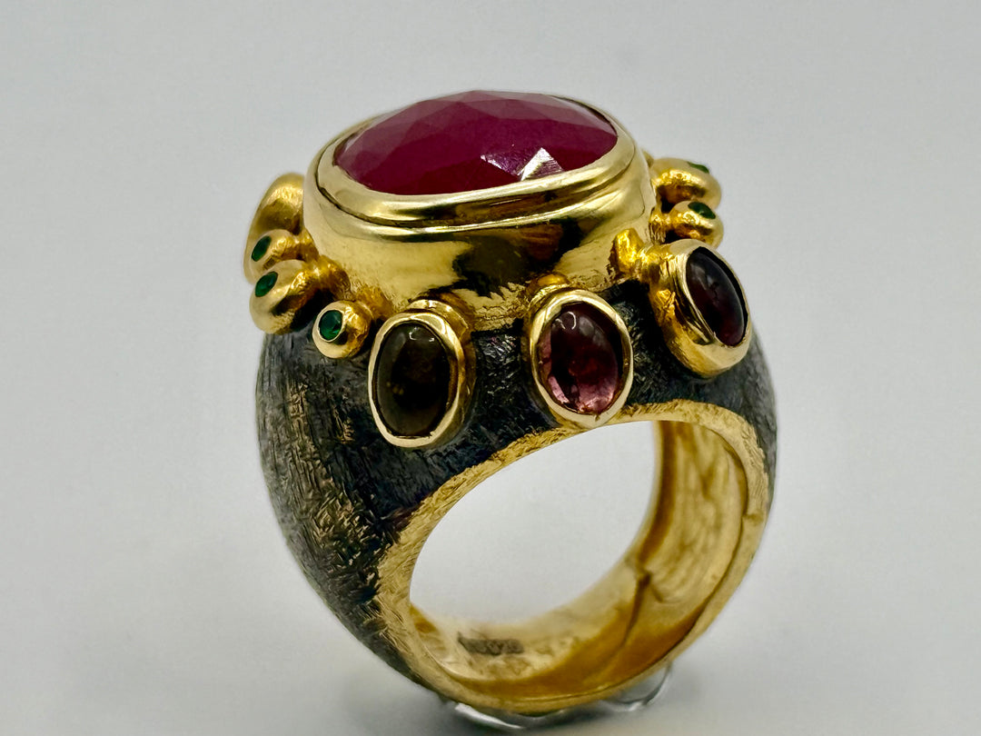 Red Signet Power Ring!